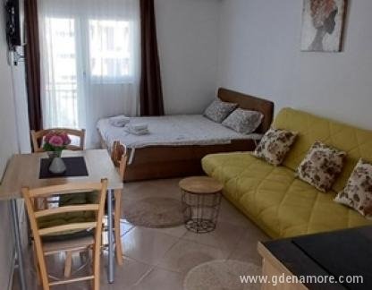 APARTAMENTOS MIJAČ ŠUŠANJ, , alojamiento privado en Šušanj, Montenegro - IMG_2708